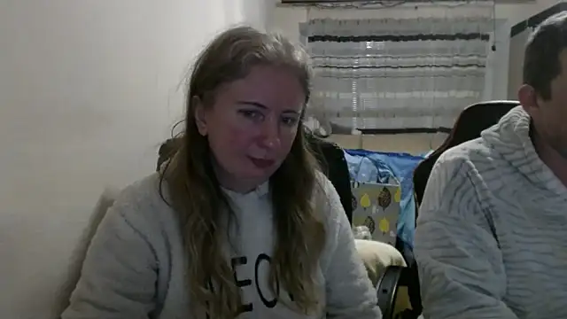 Snapshot of PeterAndJen chatting on January 31, 2026, 7:12 pm PeterAndJen online show from January 31, 2026, 7:12 pm