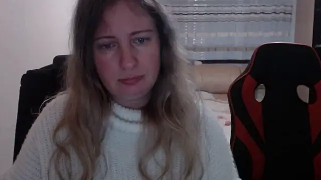 Snapshot of PeterAndJen chatting on March 23, 2025, 6:37 am PeterAndJen online show from March 23, 2025, 6:37 am