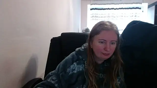 Snapshot of PeterAndJen chatting on February 8, 2026, 7:50 am PeterAndJen online show from February 8, 2026, 7:50 am