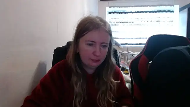 PeterAndJen online show from November 14, 2025, 10:52 am