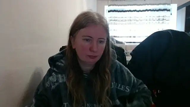 Snapshot of PeterAndJen chatting on February 11, 2026, 8:47 am PeterAndJen online show from February 11, 2026, 8:47 am