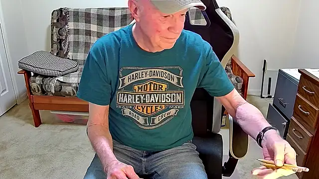 jimmy d47 online show from April 18, 2026, 7:40 pm