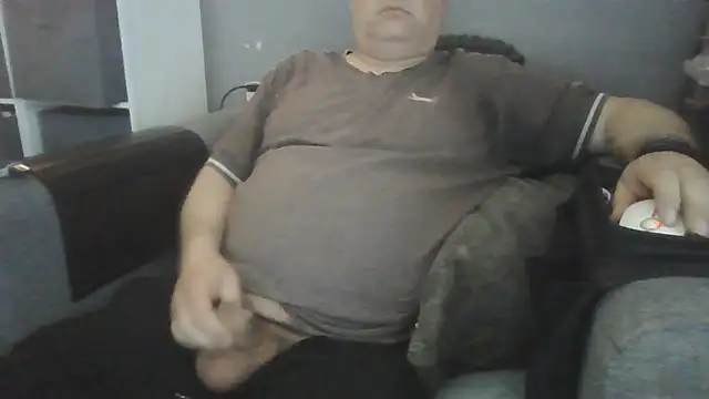 Snapshot of Naturistmale45 chatting on May 18, 2026, 8:08 am Naturistmale45 online show from May 18, 2026, 8:08 am