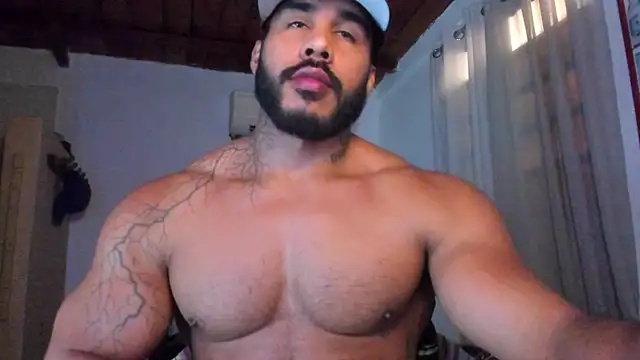 Snapshot of Artemis_Kazttman chatting on November 8, 2025, 2:42 pm Artemis Kazttman online show from November 8, 2025, 2:42 pm