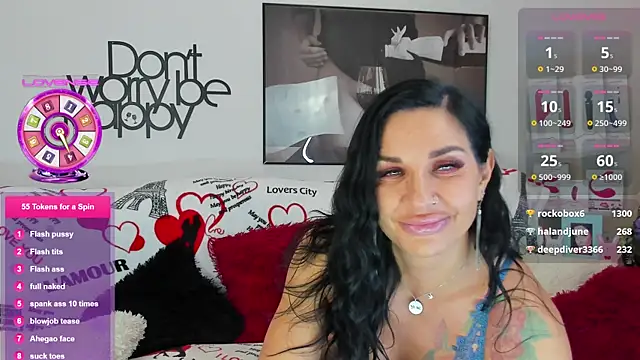 Snapshot of Tara_Bloss chatting on March 22, 2025, 8:29 am Tara Bloss online show from March 22, 2025, 8:29 am