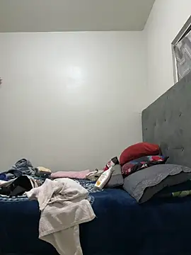 MileyGia online show from February 20, 2026, 1:57 am