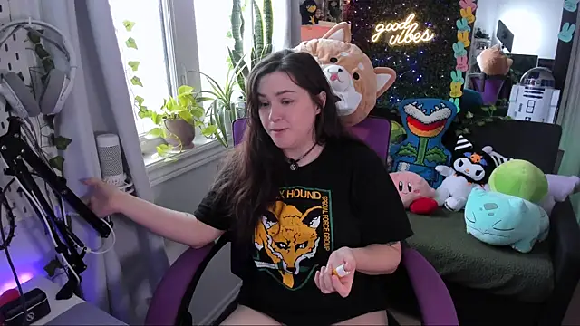 Snapshot of JennKenobi chatting on April 20, 2026, 2:29 pm JennKenobi online show from April 20, 2026, 2:29 pm