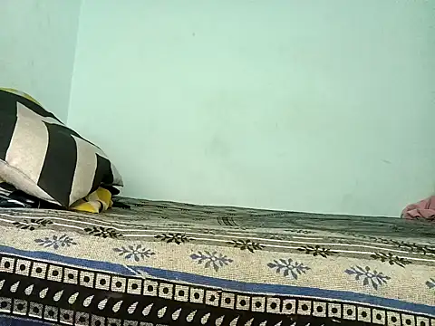 Snapshot of PrabV0319 chatting on April 3, 2026, 9:21 pm PrabV0319 online show from April 3, 2026, 9:21 pm