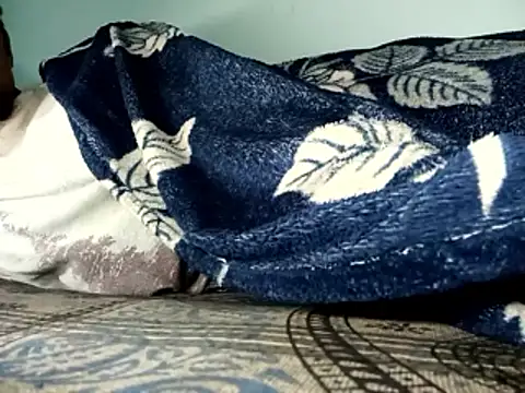 Snapshot of PrabV0319 chatting on December 20, 2025, 1:52 am PrabV0319 online show from December 20, 2025, 1:52 am