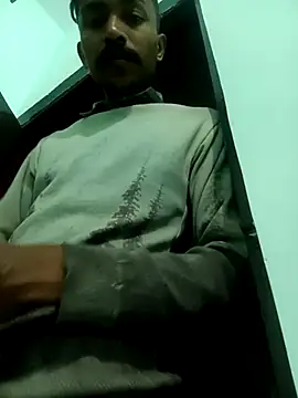 Snapshot of PrabV0319 chatting on January 14, 2026, 7:39 pm PrabV0319 online show from January 14, 2026, 7:39 pm