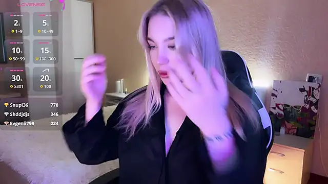 Snapshot of ariashaa chatting on November 1, 2025, 3:06 pm ariashaa online show from November 1, 2025, 3:06 pm