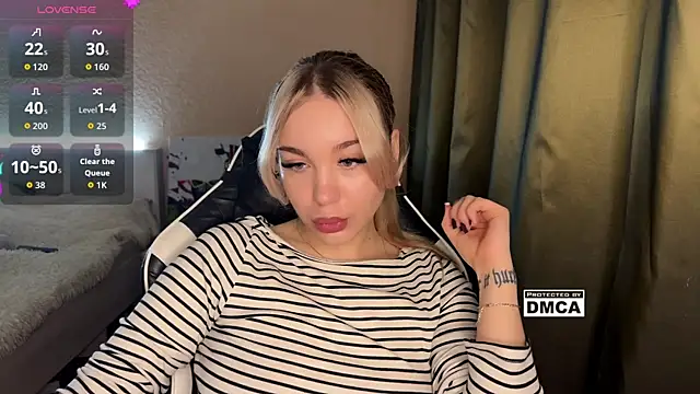 Snapshot of ariashaa chatting on November 16, 2025, 2:11 pm ariashaa online show from November 16, 2025, 2:11 pm