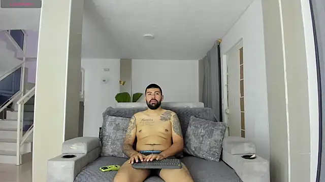 Snapshot of DulceRomance chatting on February 21, 2026, 6:04 am DulceRomance online show from February 21, 2026, 6:04 am