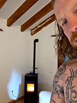 kylie blck online show from December 21, 2025, 6:31 pm