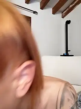 Snapshot of kylie_blck chatting on March 10, 2025, 4:17 am kylie blck online show from March 10, 2025, 4:17 am