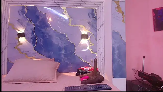 Snapshot of lorrayne_ chatting on October 17, 2025, 12:07 pm lorrayne online show from October 17, 2025, 12:07 pm