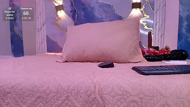 Snapshot of lorrayne_ chatting on October 20, 2025, 12:06 pm lorrayne online show from October 20, 2025, 12:06 pm