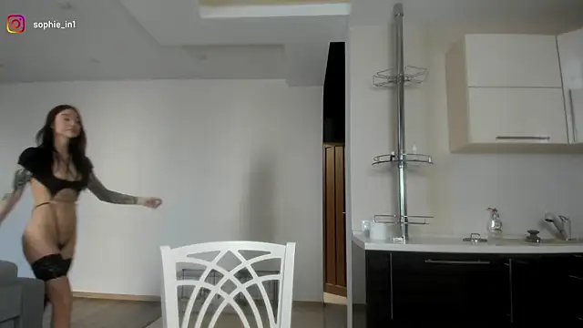 Snapshot of _in_yan chatting on February 14, 2026, 4:34 am in yan online show from February 14, 2026, 4:34 am