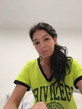 Snapshot of Sposini69 chatting on June 14, 2026, 11:00 am Sposini69 online show from June 14, 2026, 11:00 am