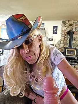 CROSSCOUNTRY1 online show from March 4, 2025, 3:22 am