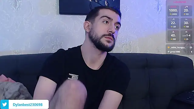 Snapshot of Dylan_Best chatting on February 9, 2025, 11:36 am Dylan Best online show from February 9, 2025, 11:36 am