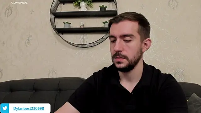 Snapshot of Dylan_Best chatting on March 4, 2026, 11:12 pm Dylan Best online show from March 4, 2026, 11:12 pm