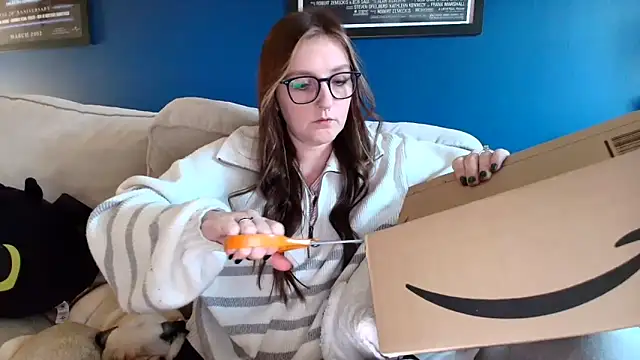 short sweetpea online show from November 21, 2025, 3:11 pm