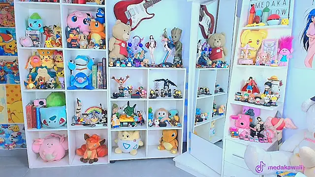 meda kawaii  online show from January 17, 2026, 1:42 am