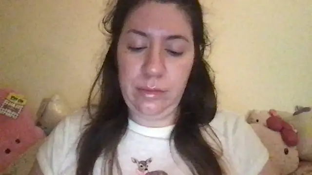 Snapshot of HYPHYtype chatting on November 15, 2025, 7:01 am HYPHYtype online show from November 15, 2025, 7:01 am