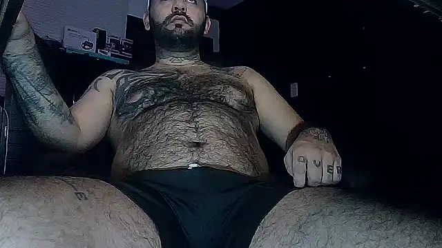TeddyGominola  online show from May 25, 2026, 2:38 pm