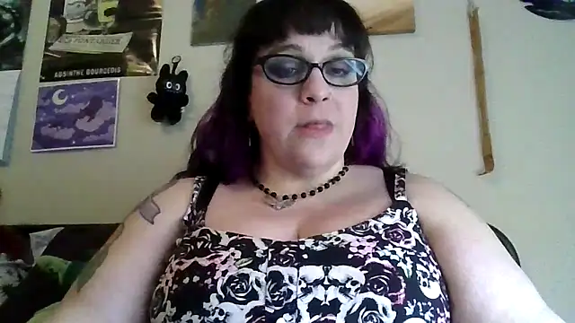 GothyBaby online show from April 3, 2026, 10:38 pm