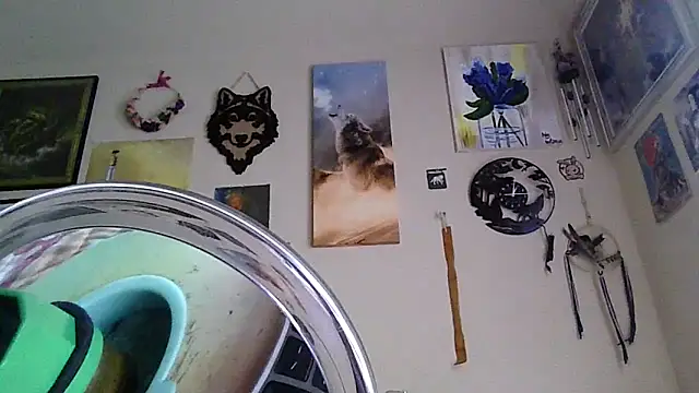 GothyBaby online show from December 17, 2025, 6:02 pm