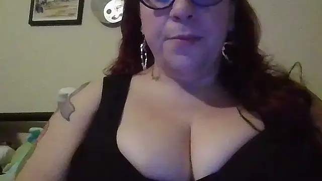 Snapshot of GothyBaby chatting on January 19, 2025, 12:59 am GothyBaby online show from January 19, 2025, 12:59 am