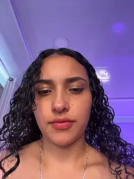 Lucy Marin online show from October 7, 2025, 9:38 pm