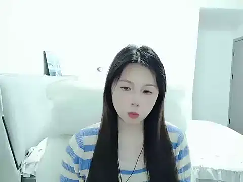 Sunset glow online show from April 18, 2026, 11:01 am