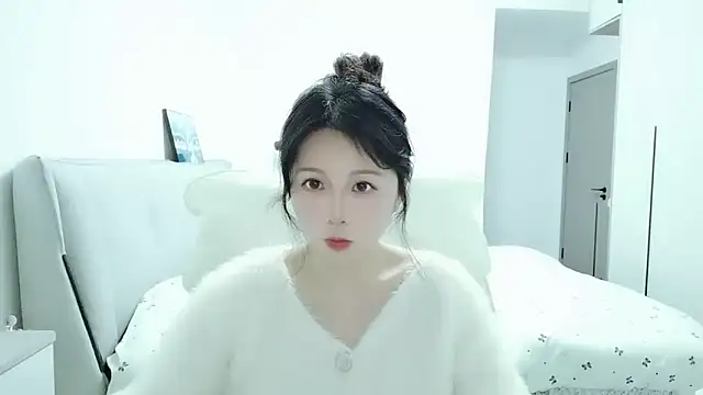 Snapshot of Sunset_glow chatting on February 1, 2026, 10:02 am Sunset glow online show from February 1, 2026, 10:02 am