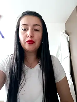 Snapshot of Cherry_1992 chatting on May 8, 2026, 3:27 pm Cherry 1992 online show from May 8, 2026, 3:27 pm