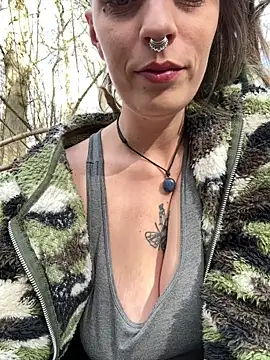 Snapshot of MenaDreadfull chatting on February 28, 2026, 2:06 pm MenaDreadfull online show from February 28, 2026, 2:06 pm