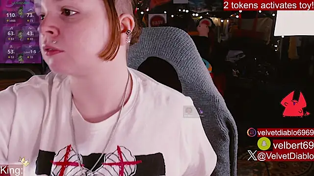 Snapshot of VelvetDiablo chatting on May 26, 2026, 11:25 pm VelvetDiablo online show from May 26, 2026, 11:25 pm