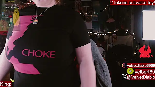 VelvetDiablo online show from April 14, 2026, 12:26 am