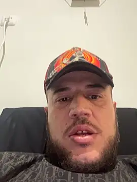 1Aleks13 online show from December 1, 2025, 8:21 pm