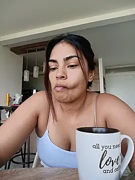 Snapshot of Ivanna2 chatting on June 4, 2026, 12:54 pm Ivanna2 online show from June 4, 2026, 12:54 pm