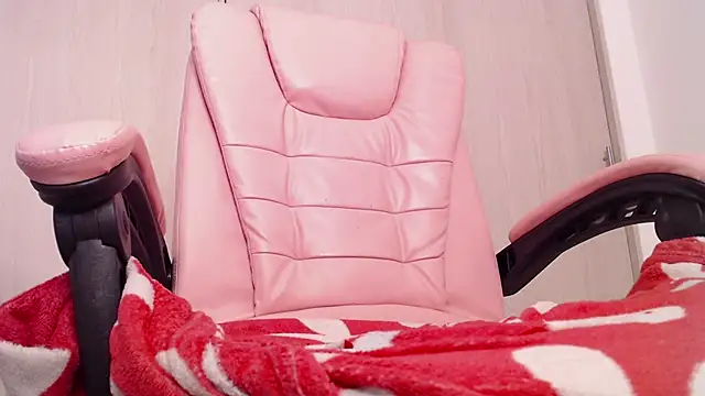 Snapshot of darkcandy666 chatting on March 21, 2025, 10:06 pm darkcandy666 online show from March 21, 2025, 10:06 pm