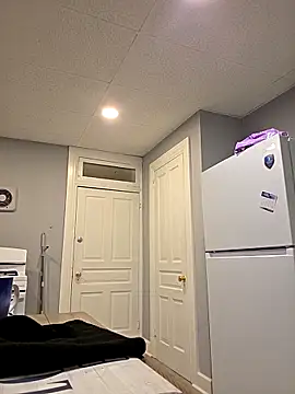 Snapshot of Nikkierosee chatting on January 7, 2026, 12:32 pm Nikkierosee online show from January 7, 2026, 12:32 pm