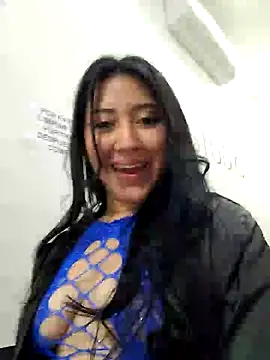Snapshot of PamelaTomson chatting on March 18, 2025, 12:30 am PamelaTomson online show from March 18, 2025, 12:30 am