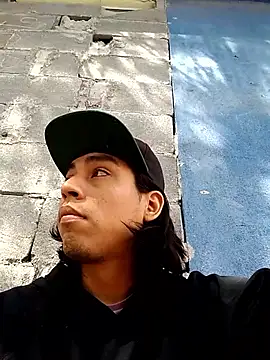 Snapshot of AlexAlejandro13 chatting on February 18, 2026, 6:15 pm AlexAlejandro13 online show from February 18, 2026, 6:15 pm