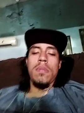 AlexAlejandro13 online show from March 31, 2026, 9:39 pm