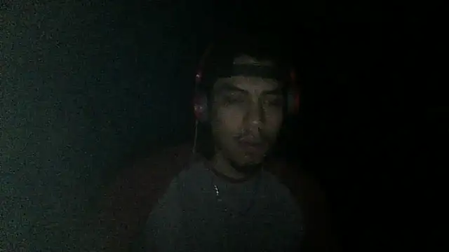 AlexAlejandro13 online show from October 19, 2025, 9:34 am