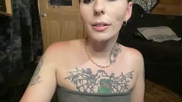 TeenyDoll online show from June 11, 2026, 2:44 am