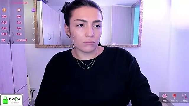 Snapshot of EricaVanderhill chatting on July 5, 2026, 9:54 pm EricaVanderhill online show from July 5, 2026, 9:54 pm
